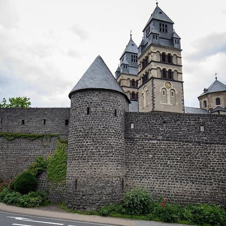 Hinter Burg, Haus Mit Garten Mayen Luaran gambar